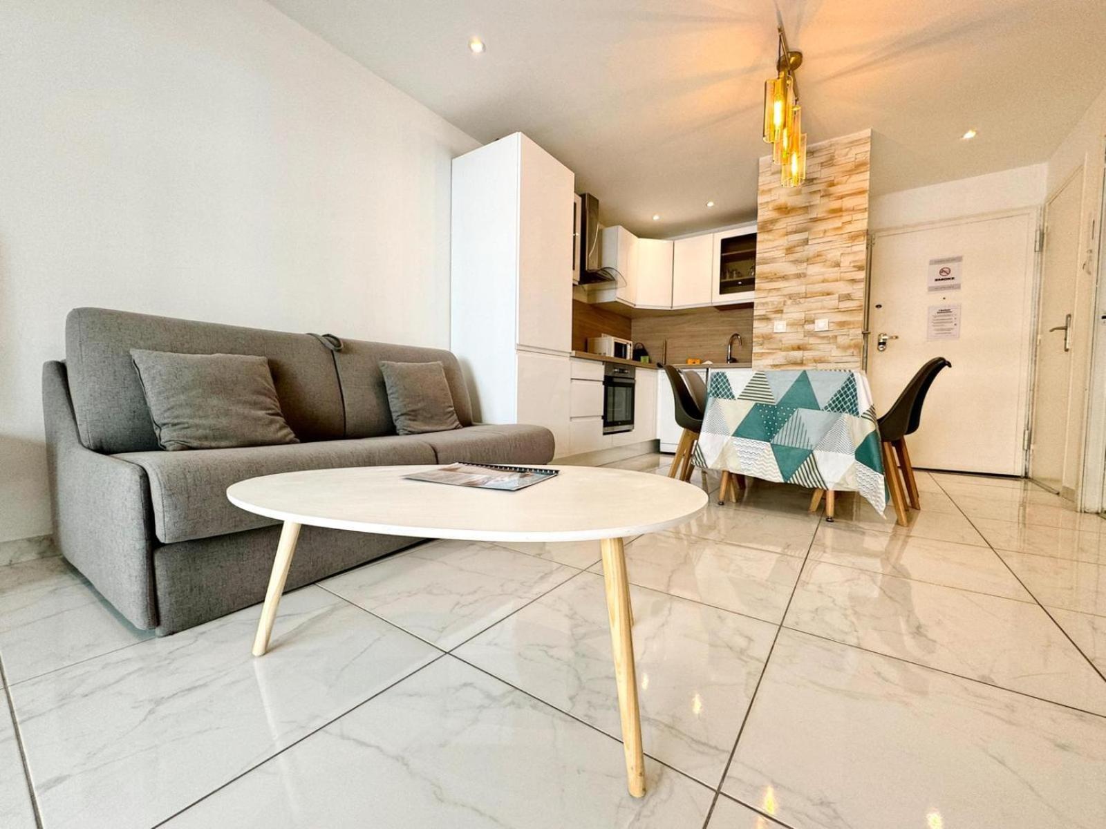 Villa D'Este - Apt 4 Prs - Clim - 300M Plage - Piscine-Parking En Option Juan-les-Pins Exterior photo