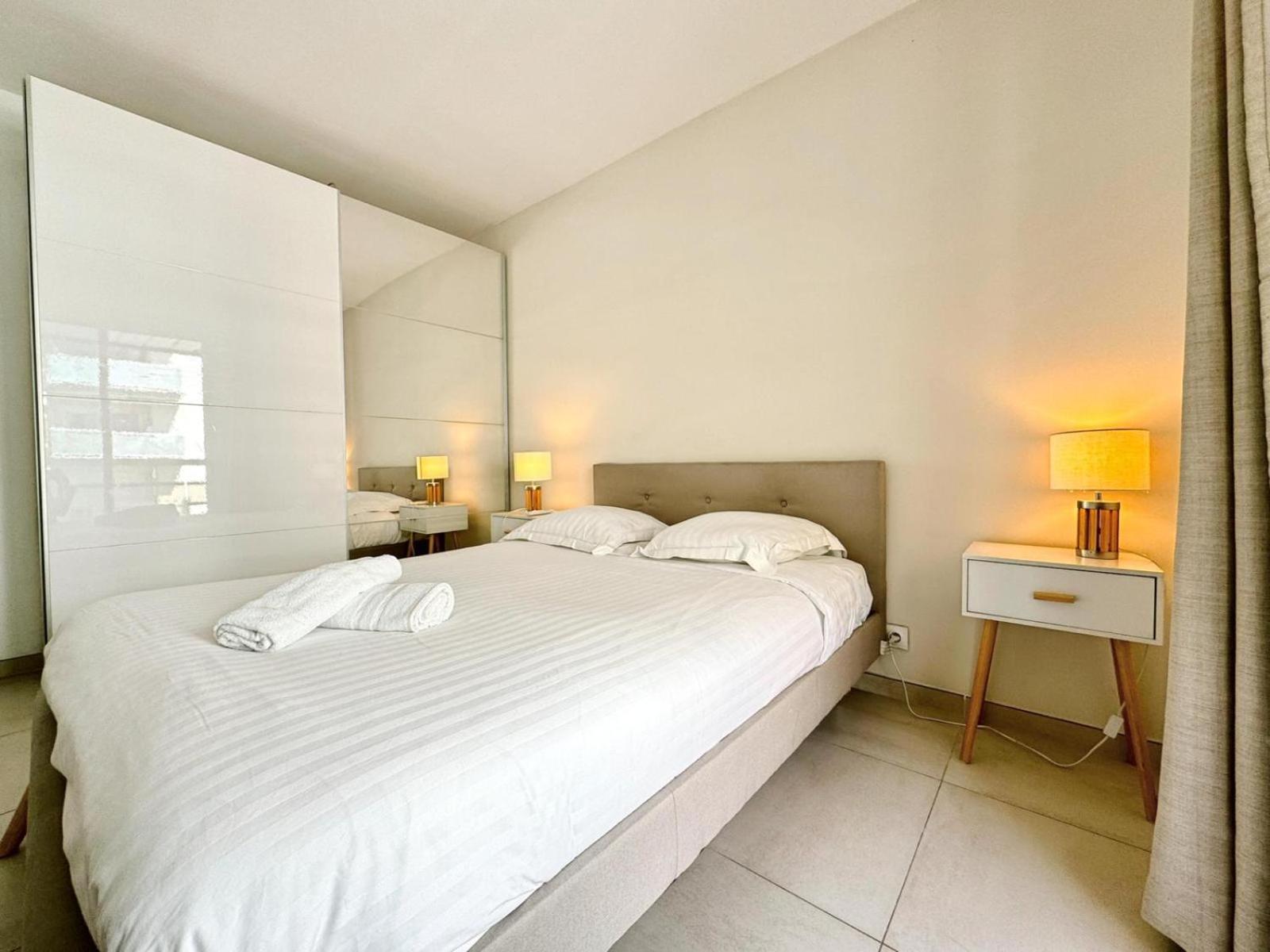Villa D'Este - Apt 4 Prs - Clim - 300M Plage - Piscine-Parking En Option Juan-les-Pins Exterior photo